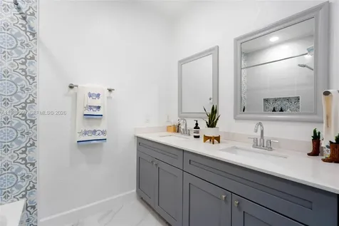 3912 NE 20th Street Homestead FL 33033