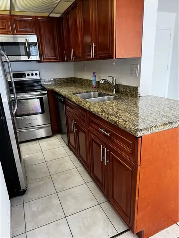 9686 Fontainebleau Boulevard Miami FL 33172
