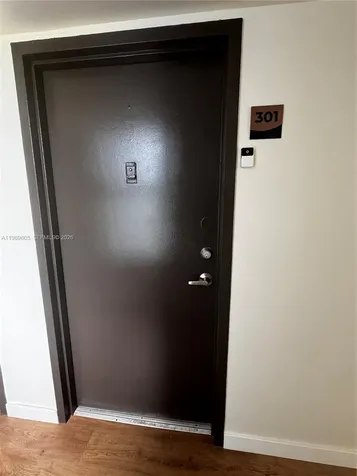 9686 Fontainebleau Boulevard Miami FL 33172