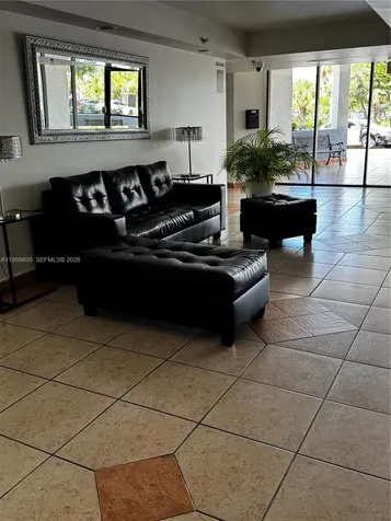 9686 Fontainebleau Boulevard Miami FL 33172