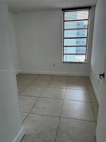 9686 Fontainebleau Boulevard Miami FL 33172