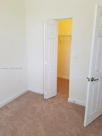 9205 W 33rd Way Hialeah FL 33018