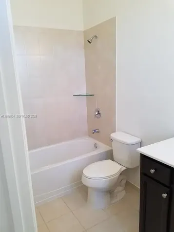 9205 W 33rd Way Hialeah FL 33018