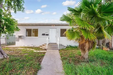 2025 Fillmore Street Hollywood FL 33020