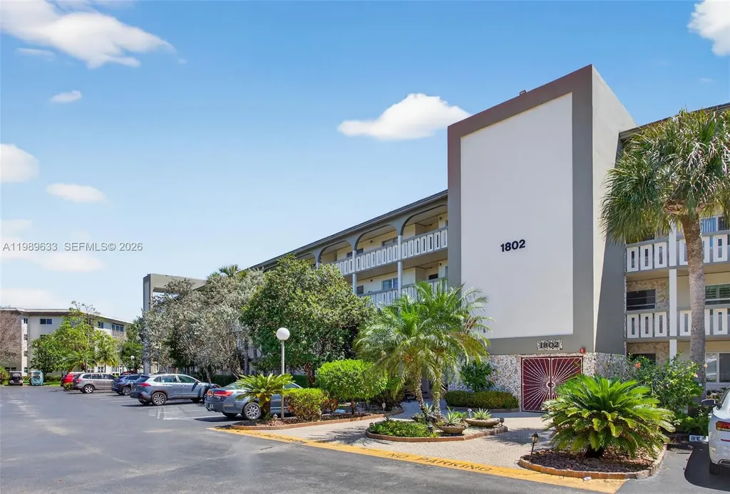 1802 Eleuthera Point Coconut Creek FL 33066