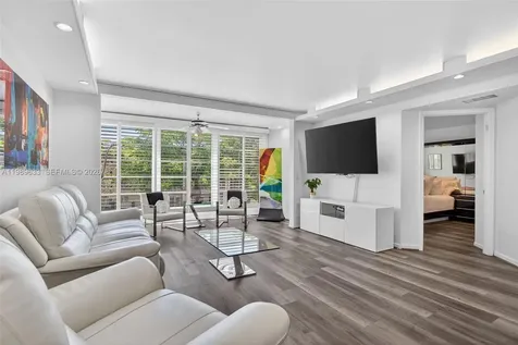 1802 Eleuthera Point Coconut Creek FL 33066