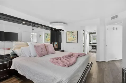 1802 Eleuthera Point Coconut Creek FL 33066
