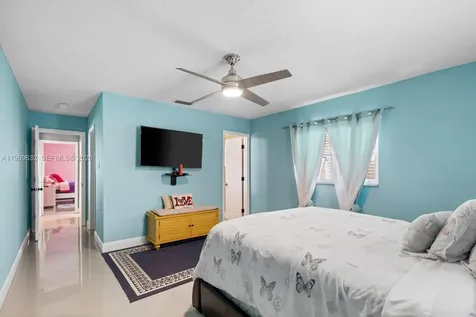 1270 NW 49th Street Deerfield Beach FL 33064