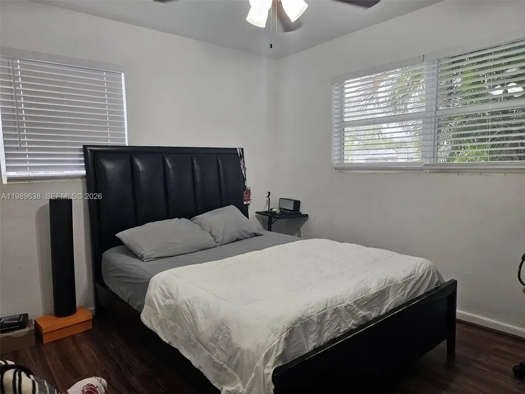 569 Tallulah Road Palm Beach FL 33462
