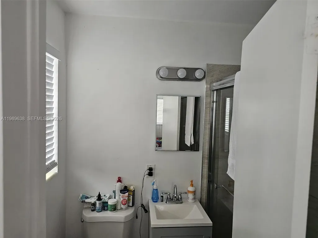 569 Tallulah Road Palm Beach FL 33462