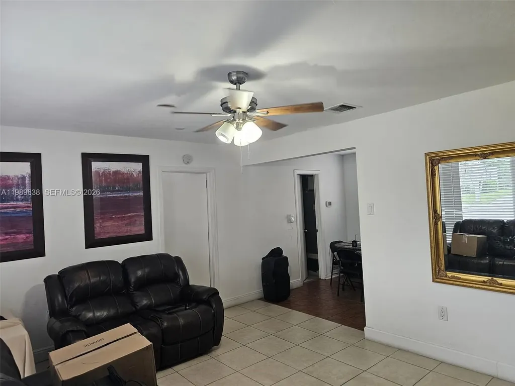 569 Tallulah Road Palm Beach FL 33462