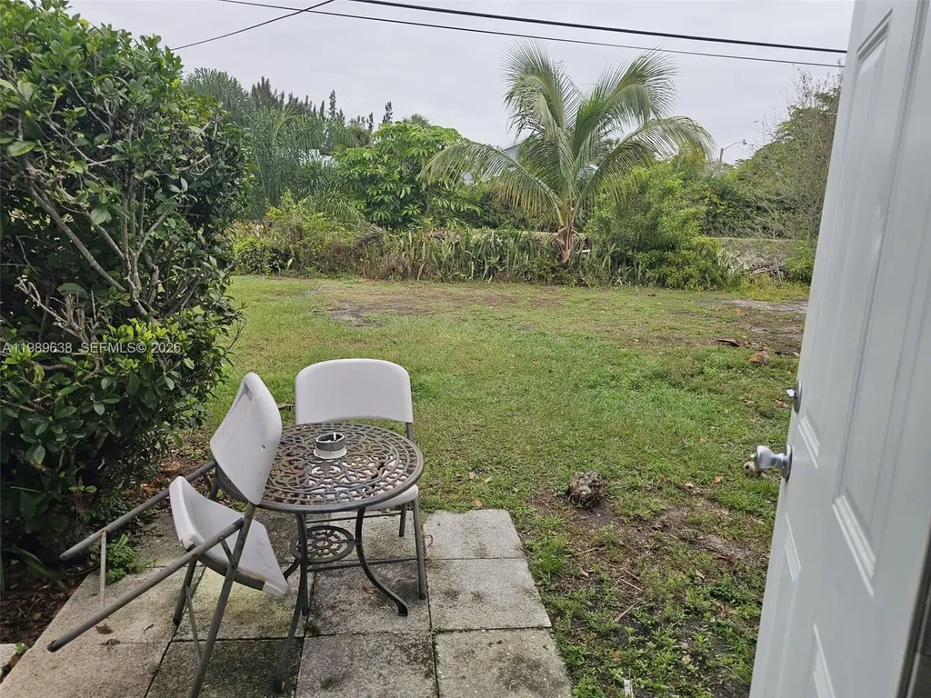569 Tallulah Road Palm Beach FL 33462
