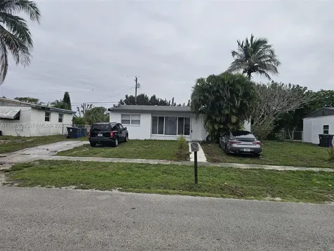 569 Tallulah Road Palm Beach FL 33462
