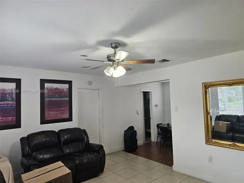 569 Tallulah Road Palm Beach FL 33462