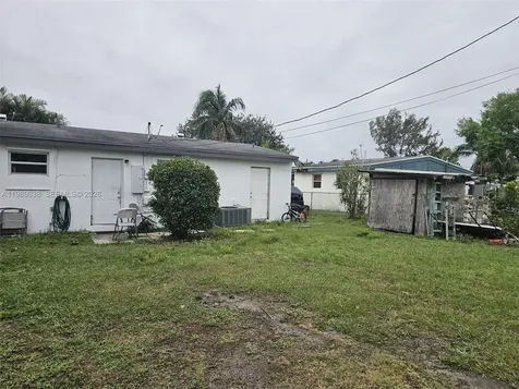 569 Tallulah Road Palm Beach FL 33462