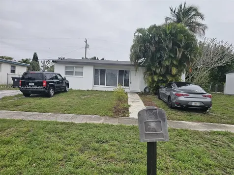 569 Tallulah Road Palm Beach FL 33462