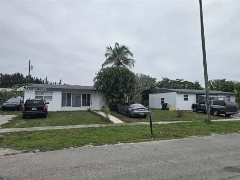 569 Tallulah Road Palm Beach FL 33462