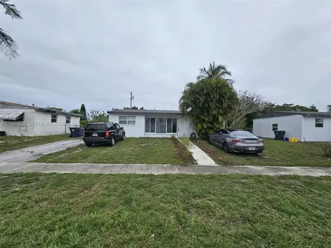 569 Tallulah Road Palm Beach FL 33462