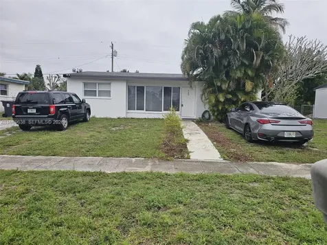 569 Tallulah Road Palm Beach FL 33462