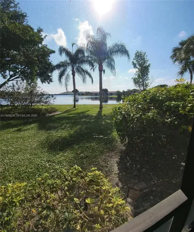 203 Liberty Court Deerfield Beach FL 33442