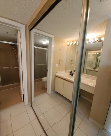 203 Liberty Court Deerfield Beach FL 33442