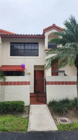 203 Liberty Court Deerfield Beach FL 33442