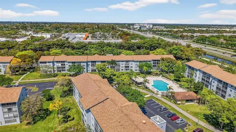 12500 SW 5th Court Pembroke Pines FL 33027