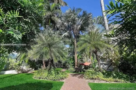 727 14th Place Miami Beach FL 33139
