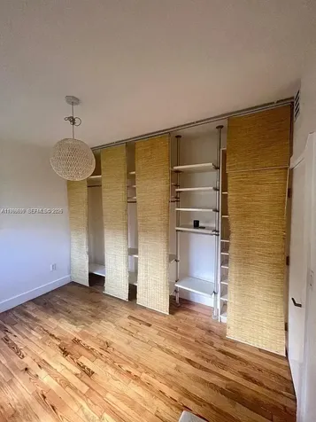 727 14th Place Miami Beach FL 33139