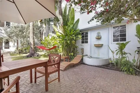 727 14th Place Miami Beach FL 33139