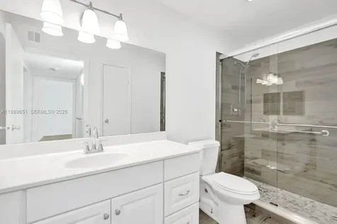 949 Riverside Drive Coral Springs FL 33071