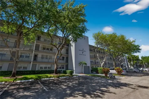 400 SW 134th Way Pembroke Pines FL 33027