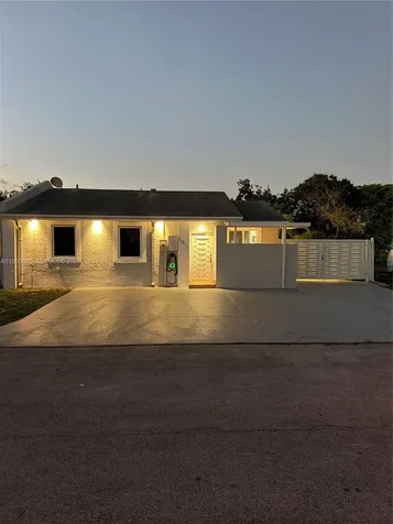 5211 NW 196th Terrace Miami Gardens FL 33055