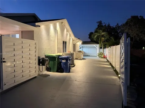 5211 NW 196th Terrace Miami Gardens FL 33055