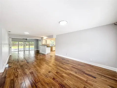 4330 SW 7th Street Plantation FL 33317