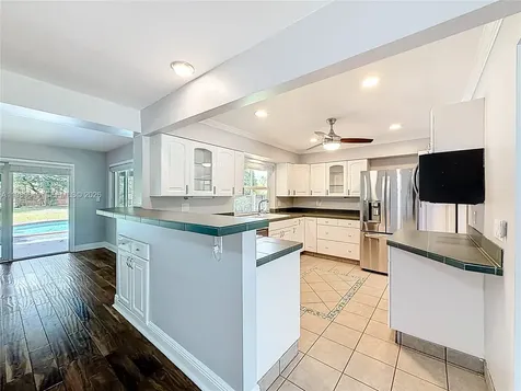 4330 SW 7th Street Plantation FL 33317