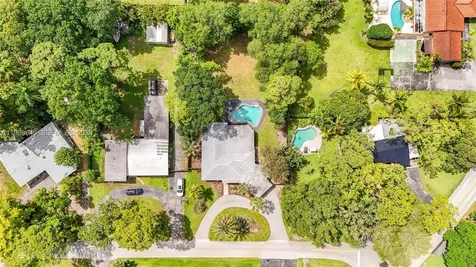 4330 SW 7th Street Plantation FL 33317