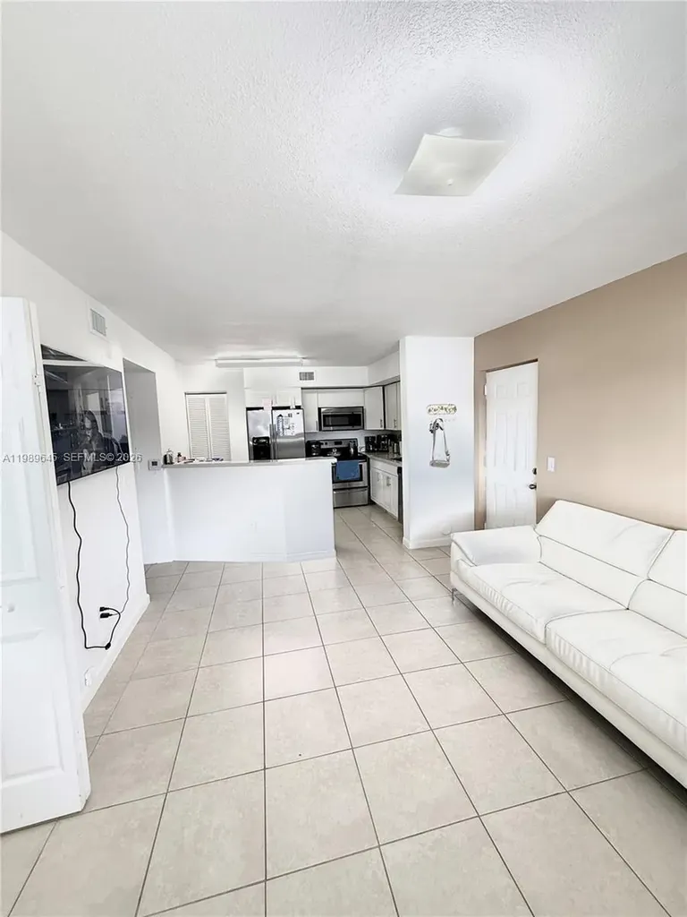 3690 N 56th Avenue Hollywood FL 33021
