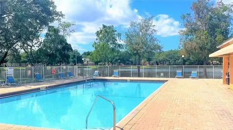3690 N 56th Avenue Hollywood FL 33021