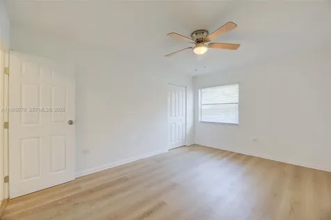 3046 W Missionwood Lane Miramar FL 33025