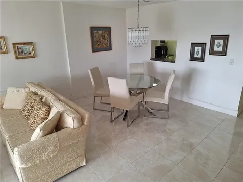 1025 SE 3rd Avenue Dania Beach FL 33004