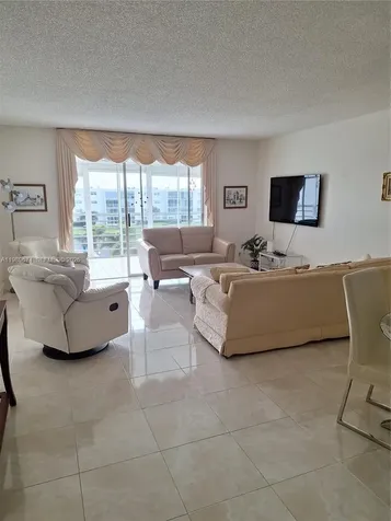 1025 SE 3rd Avenue Dania Beach FL 33004