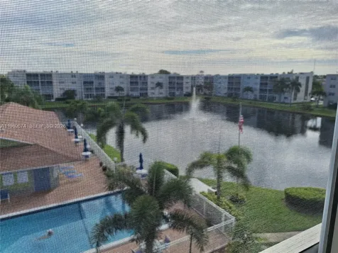 1025 SE 3rd Avenue Dania Beach FL 33004