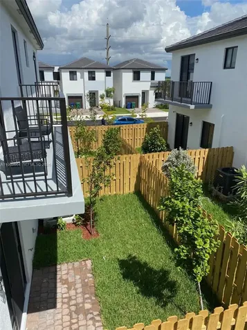 13633 SW 157th Place Miami FL 33196