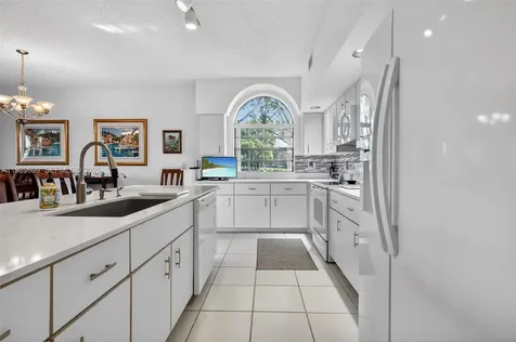8033 Aberdeen Drive Boynton Beach FL 33472