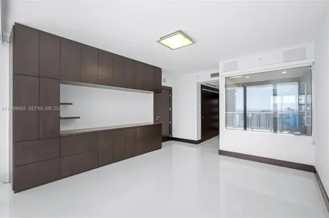 200 Biscayne Boulevard Way Miami FL 33131
