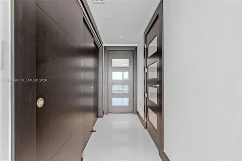 200 Biscayne Boulevard Way Miami FL 33131