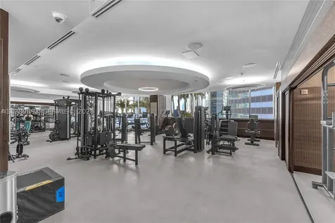 200 Biscayne Boulevard Way Miami FL 33131