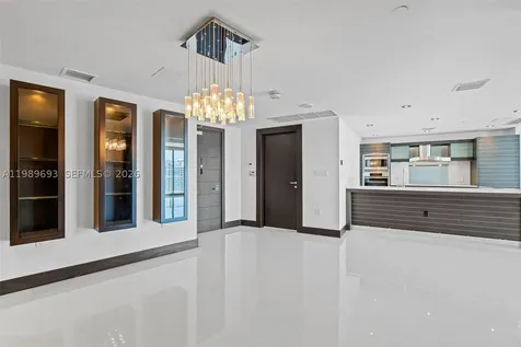 200 Biscayne Boulevard Way Miami FL 33131
