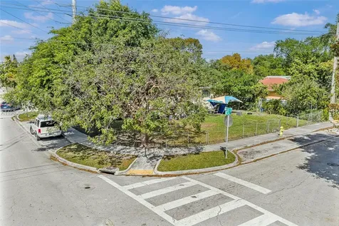 6701 NW 5th Avenue Miami FL 33150